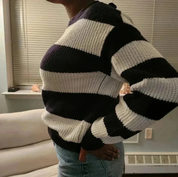 Who Wore What Chunky Black And White sweater - Picture 3 of 10